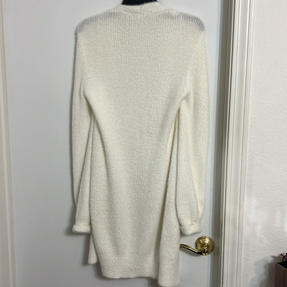 Gap sweater. - Picture 9 of 9